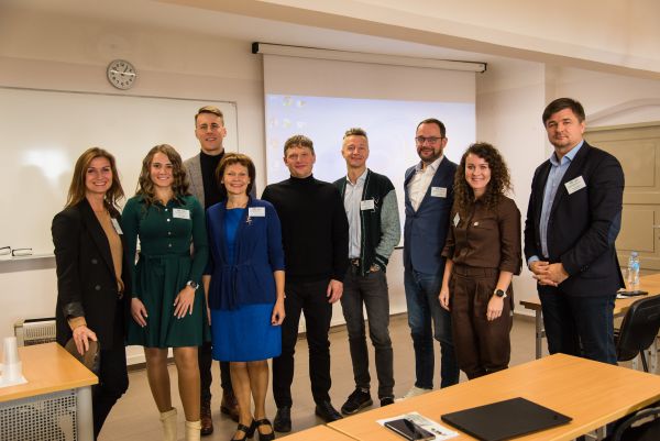 Stiprintas Sporto edukacijos tinklo narių dalyvavimas ir pranešimų rengimas LETA konferencijoje (2023 m.)