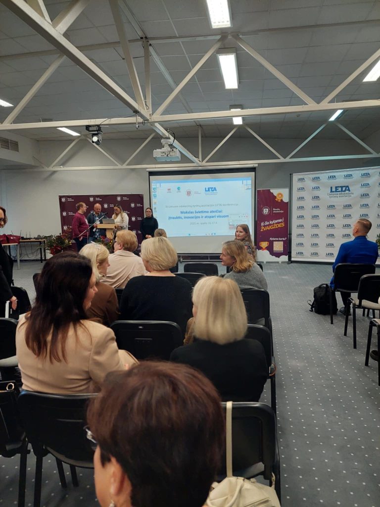 1c4e4333-71e8-46b9-b9db-e340c4dfdbbc(1)